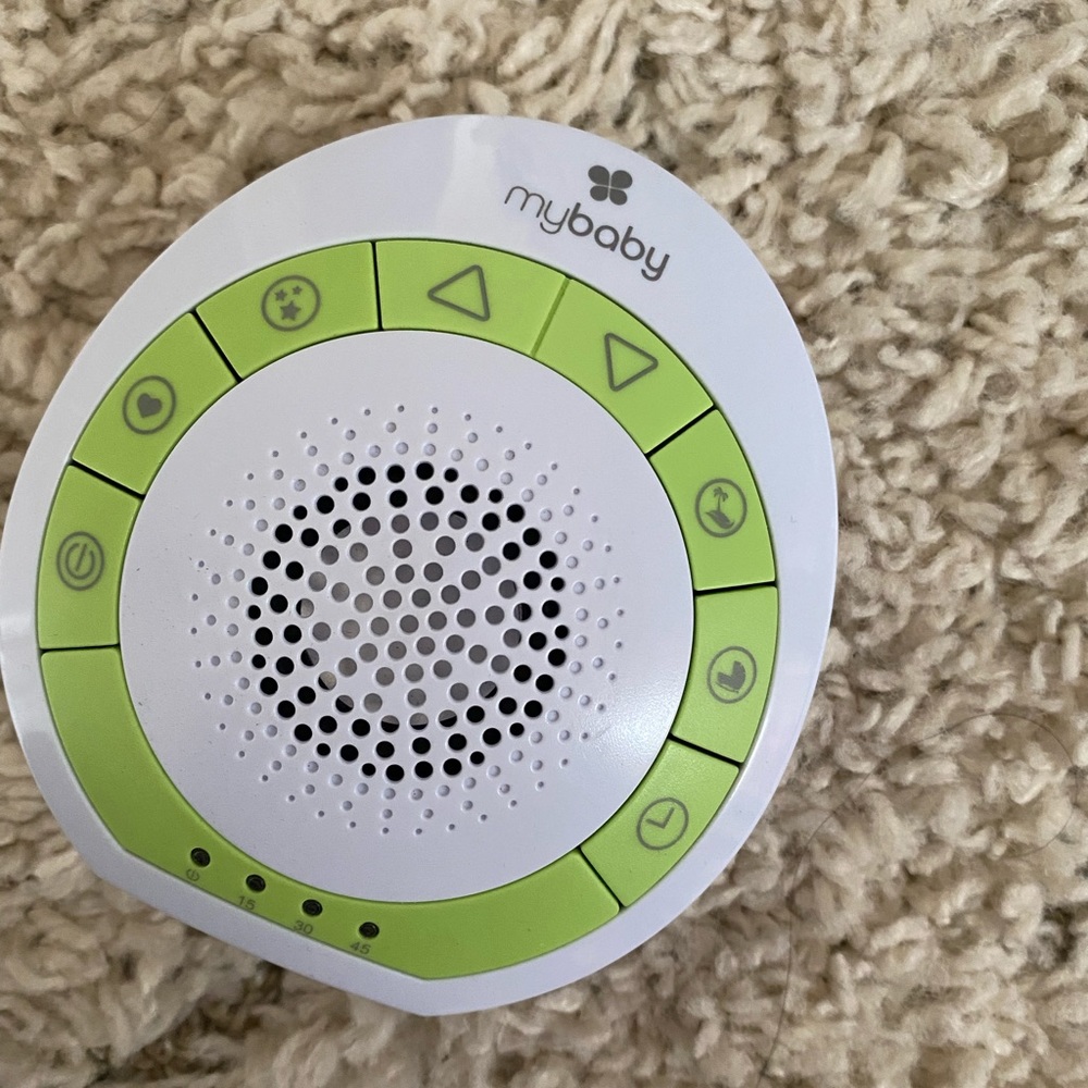 Baby sound machine